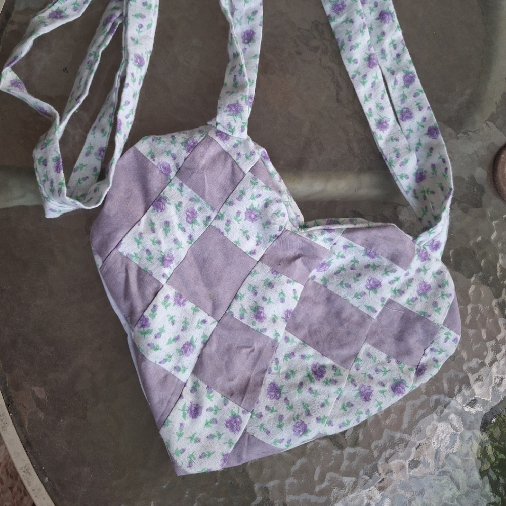 Heart-Shaped Floral Patchwork Crossbody Bag - Purple